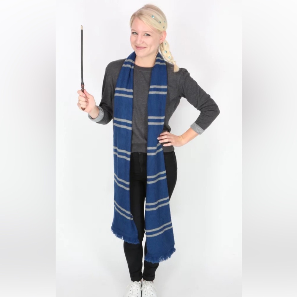 Universal studios The Wizarding World of Harry Potter Scarf